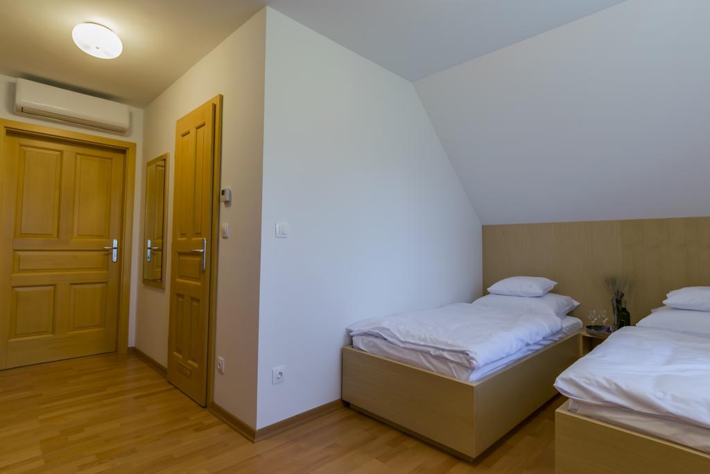 Szlovén Mintagazdaság Felsőszölnök Exterior foto